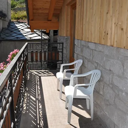 Le Foyer De La Ferme Aosta